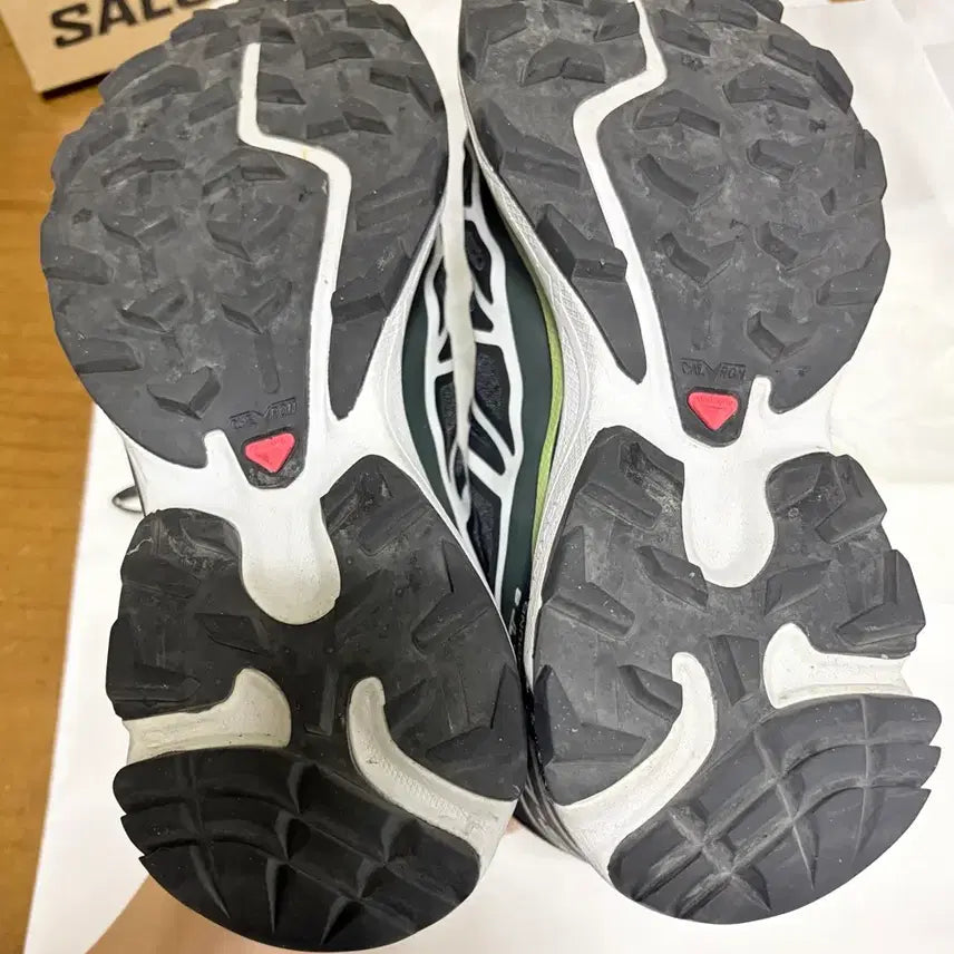 [BUNJANG] Salomon XT-6 Scarab Black Trail Running Shoes / 살로몬 XT-6 블랙 트레일 러닝화 스카라브블랙235