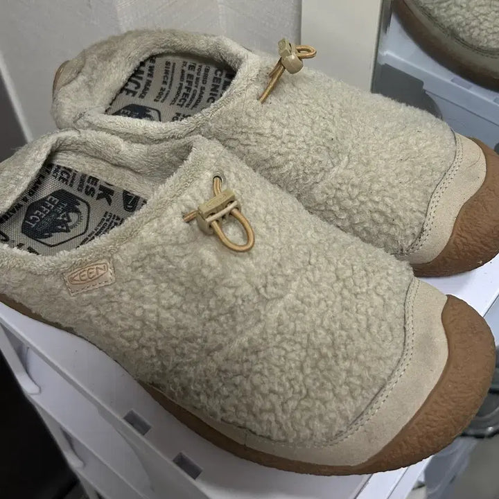 [SOLD OUT] 킨 하우저3 (265사이즈)