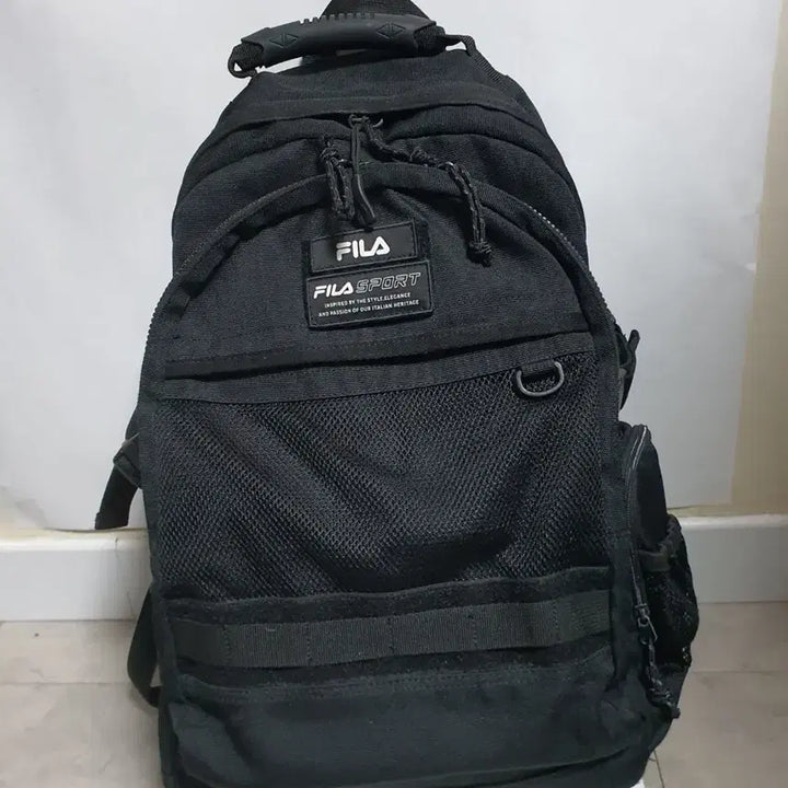 [BUNJANG] 휠라 스포츠 FILA SPORT 블랙 백팩 / 휠라 스포츠 FILA SPORT 블랙 백팩