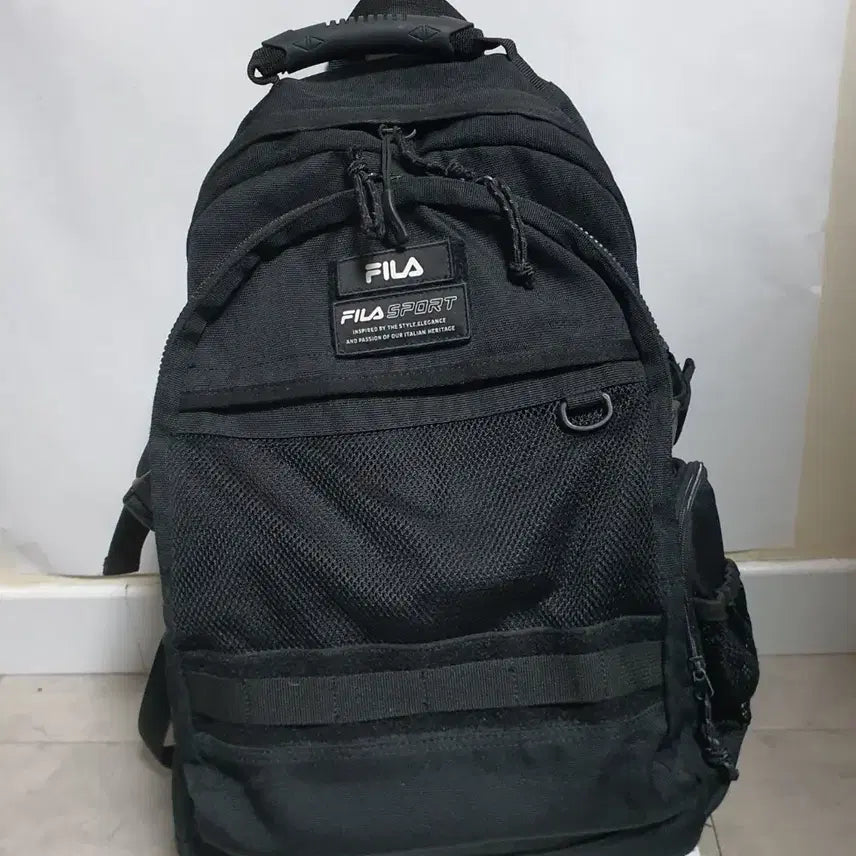 [BUNJANG] 휠라 스포츠 FILA SPORT 블랙 백팩 / 휠라 스포츠 FILA SPORT 블랙 백팩