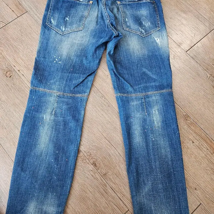[SOLD OUT] 디스퀘어드2 데미지 워싱 청바지 50