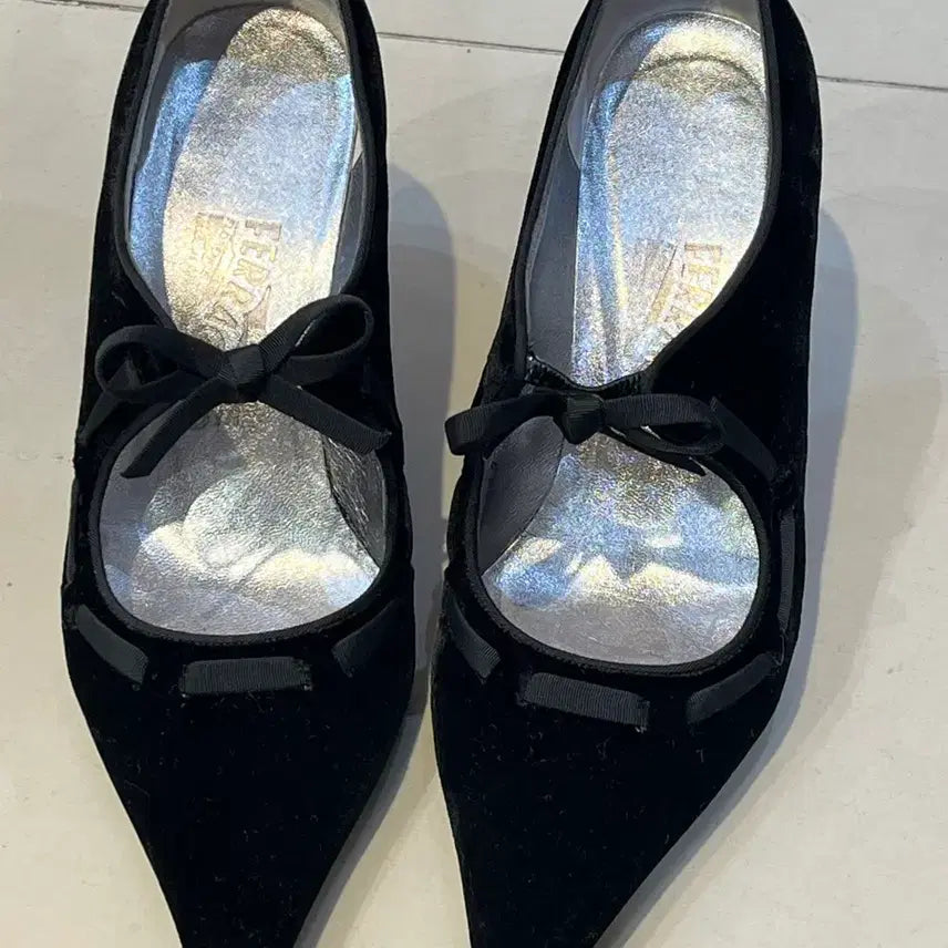 [SOLD OUT] 페라가모 버드윌 구두