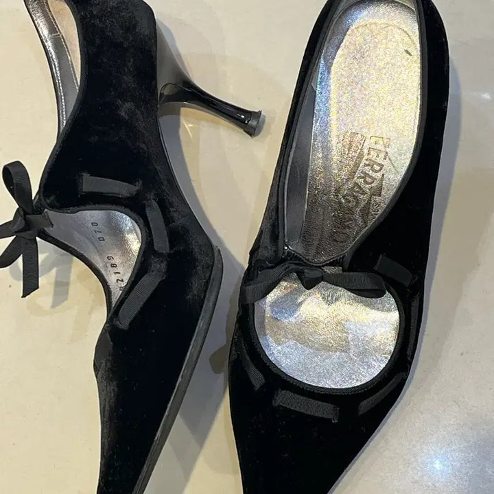 [SOLD OUT] 페라가모 버드윌 구두