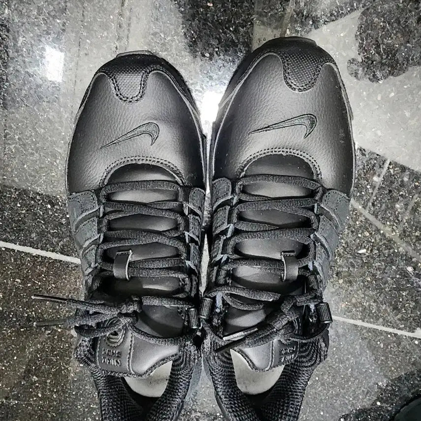 [BUNJANG] Nike Shox NZ Black Sneakers / (정품)나이키 샥스 블랙 NZ M 275사이즈