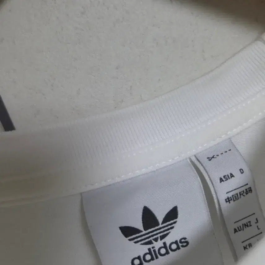 [SOLD OUT] 아디다스 adidas 티셔츠