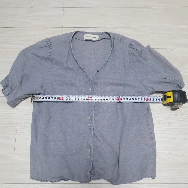 [BUNJANG] DESIGN BY HUMANIST 반팔 블라우스 / DESIGN BY HUMANIST 반팔 블라우스