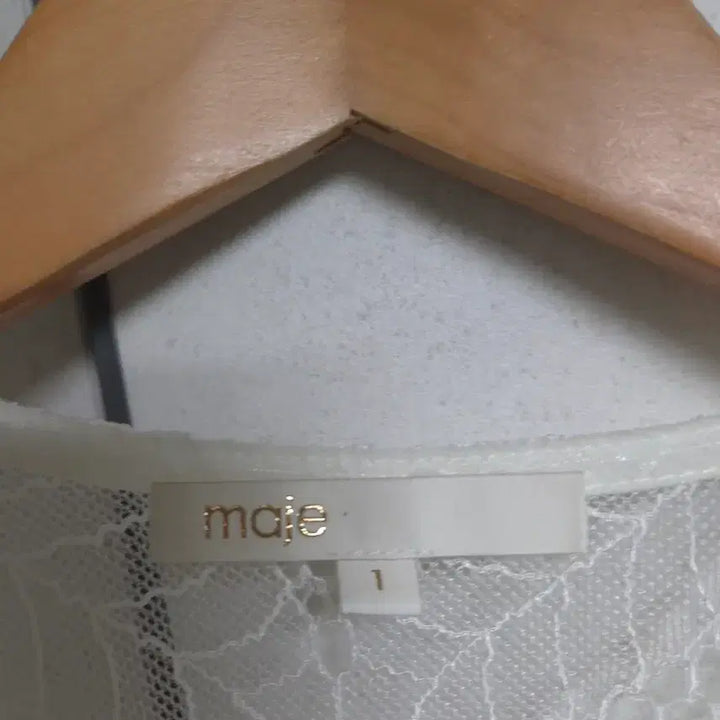 [SOLD OUT] 마쥬 maje 레이스 가디건