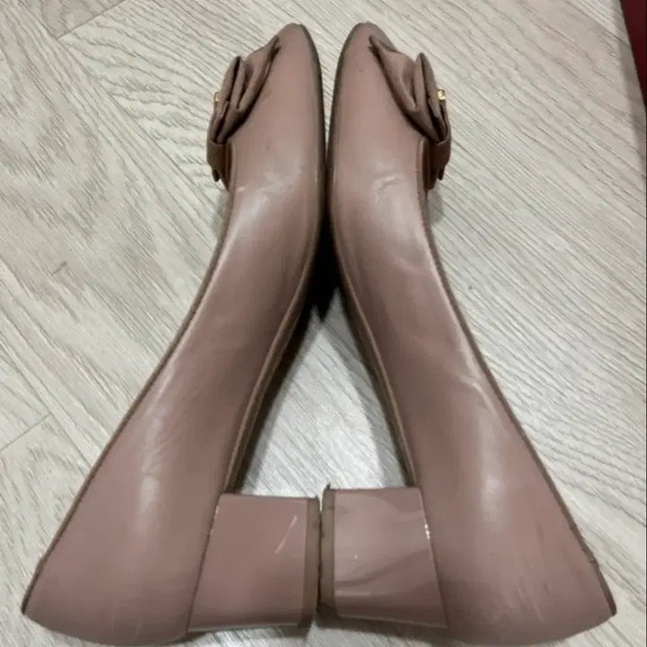[BUNJANG] My Ferragamo 마이 페라가모 My Muse_핑크 리본 미들힐 슈 / My Ferragamo 마이 페라가모 My Muse_핑크 리본 미들힐 슈