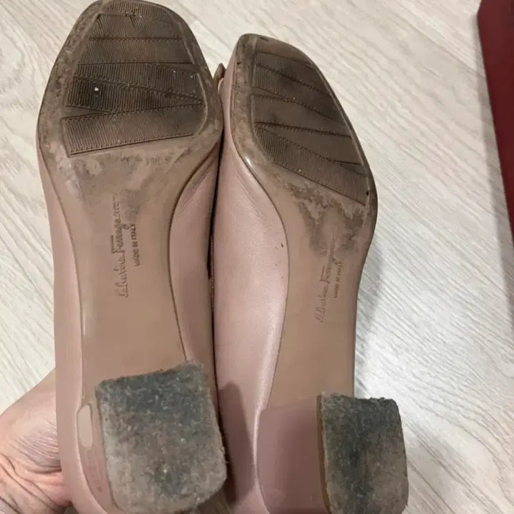 [BUNJANG] My Ferragamo 마이 페라가모 My Muse_핑크 리본 미들힐 슈 / My Ferragamo 마이 페라가모 My Muse_핑크 리본 미들힐 슈
