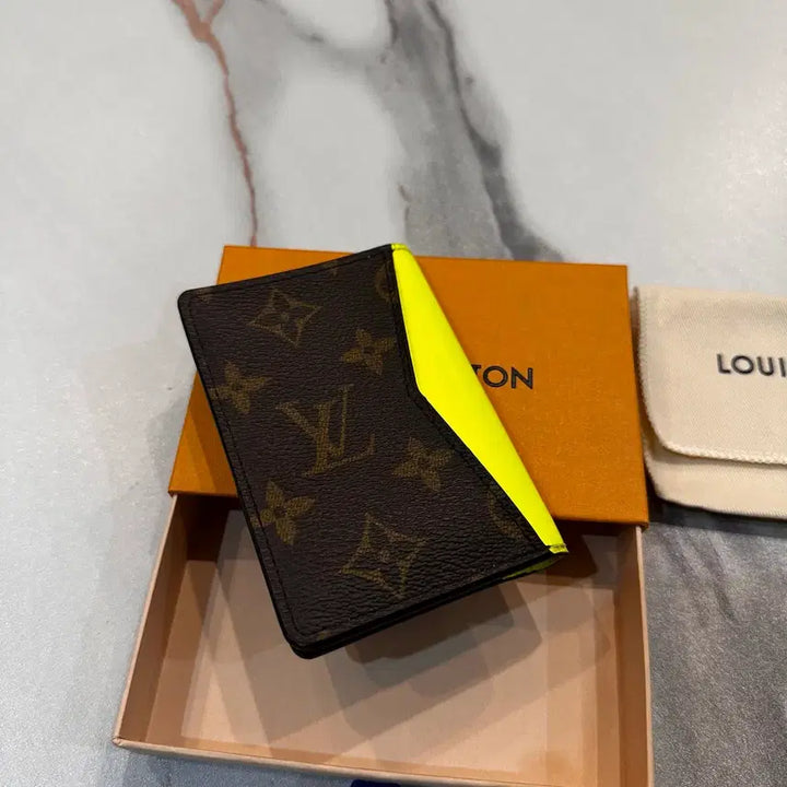 [SOLD OUT] 루이비통 포켓 오거나이저 한정판