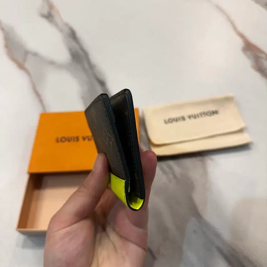 [SOLD OUT] 루이비통 포켓 오거나이저 한정판