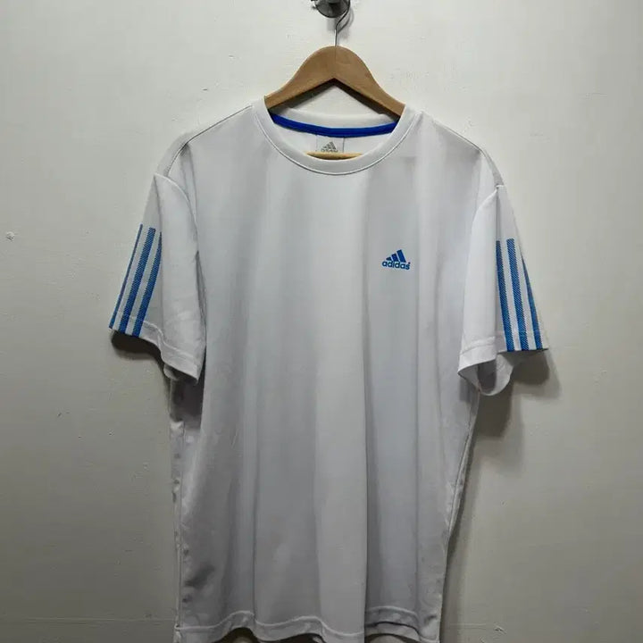 [SOLD OUT] 아디다스 흰색 삼선 반팔 티셔츠 115사이즈