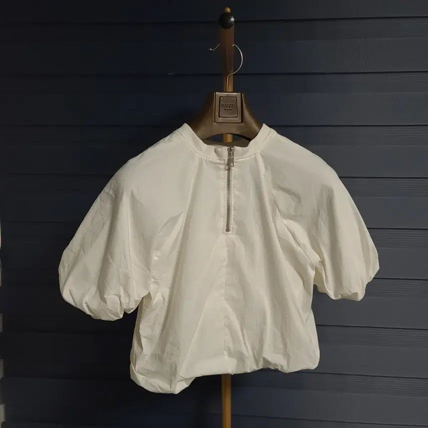 [SOLD OUT] XS ) 자라 여성 벌룬탑 크롭 블라우스