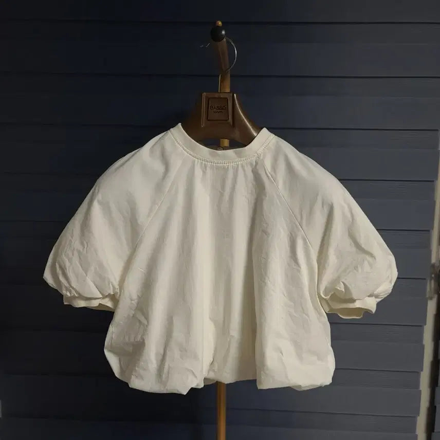 [SOLD OUT] XS ) 자라 여성 벌룬탑 크롭 블라우스