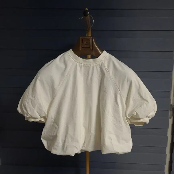 [SOLD OUT] XS ) 자라 여성 벌룬탑 크롭 블라우스