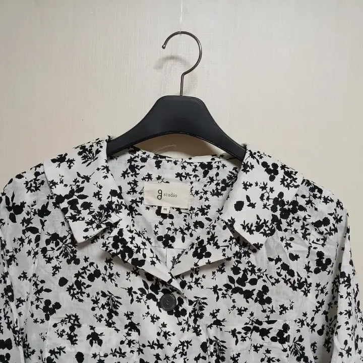 [SOLD OUT] g studio 플라워 프린트 린넨 블라우스 자켓 66