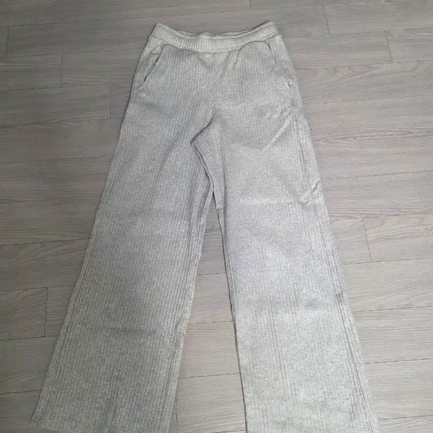 [SOLD OUT] 뉴발란스 여성 바지 s사이즈