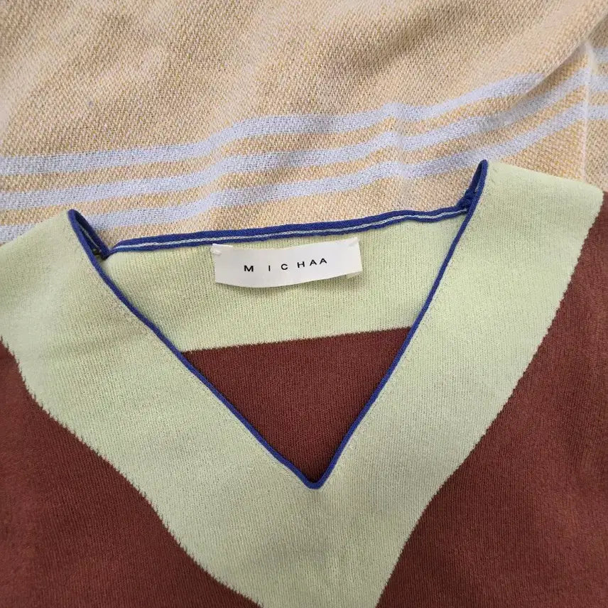 [SOLD OUT] 미샤 MICAAH 브이넥 니트 조끼 브라운