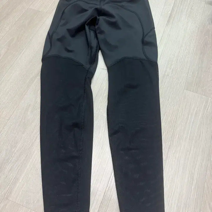 [BUNJANG] Nike Leggings (S Size) / 나이키 레깅스 판매합니다!