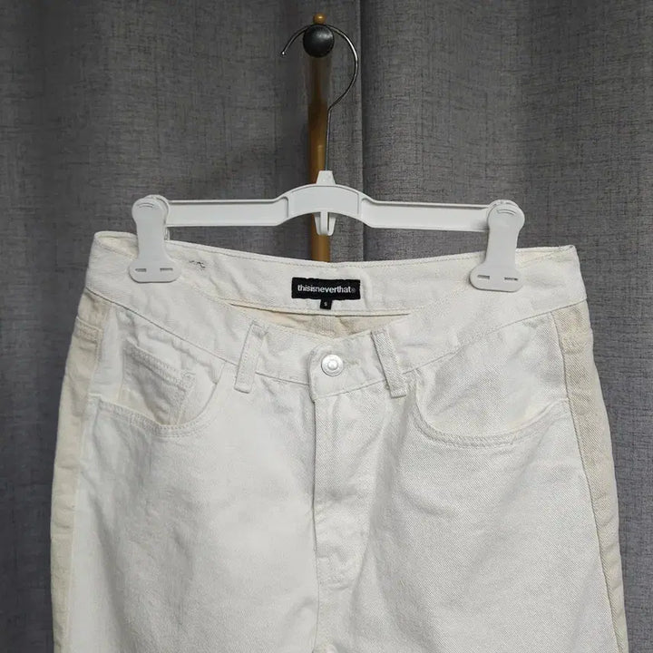 [SOLD OUT] S ) 디스이즈네버댓 크림/베이지 데님 팬츠