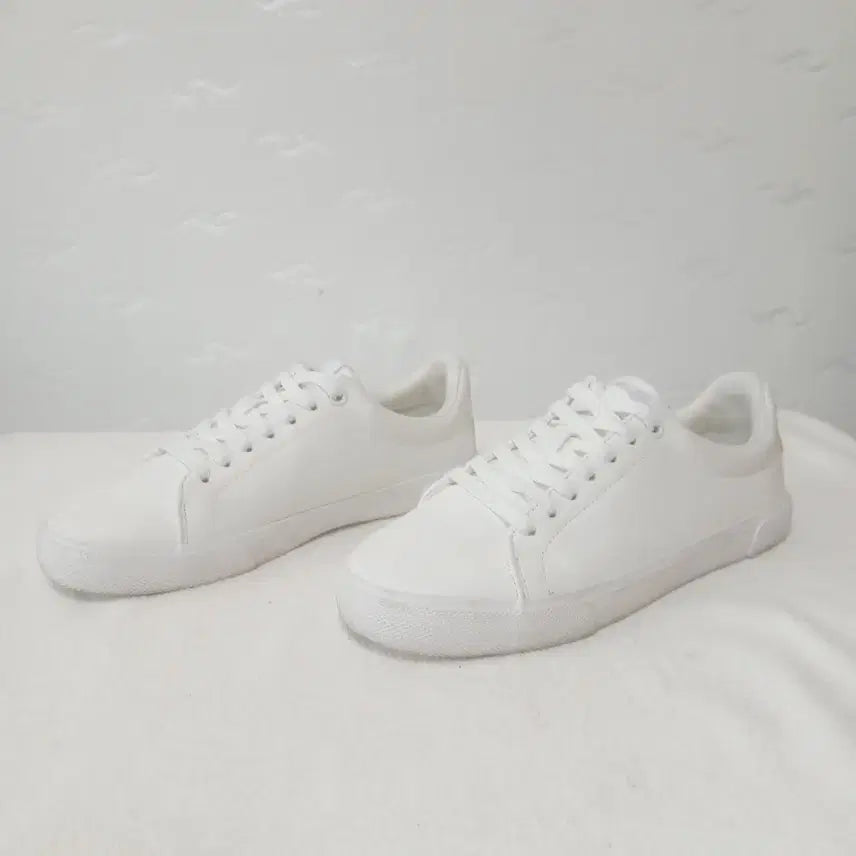 [SOLD OUT] (33) H&amp;M 스니커즈