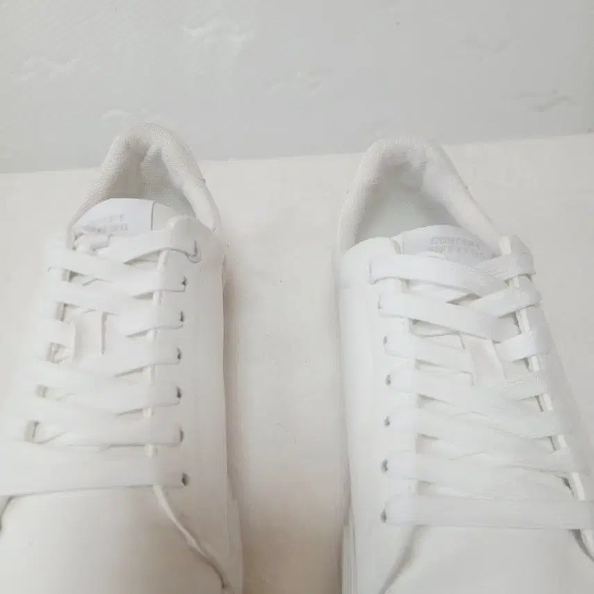 [SOLD OUT] (33) H&amp;M 스니커즈