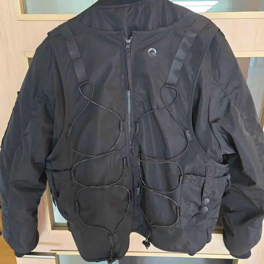 [BUNJANG] GLACK MA-1 Jacket - Black / 매력적인 디자인의 GLACK MA-1 자켓이에요블랙 입니다