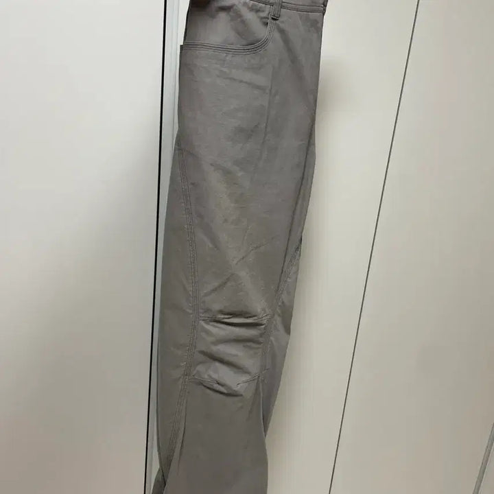 [SOLD OUT] 고낙(gonak) 스켈레톤 팬츠 gray beige, size: 2(m)
