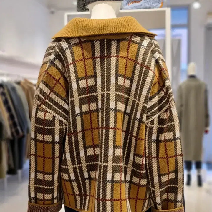 [SOLD OUT] 스튜디오 톰보이 체크 카라 가디건