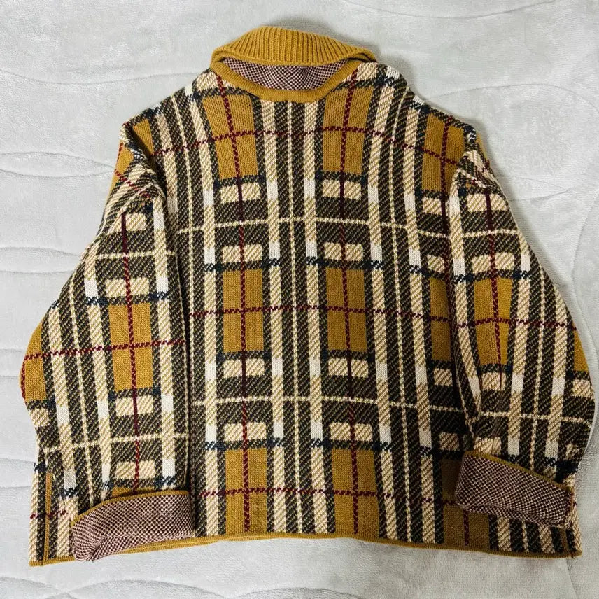 [SOLD OUT] 스튜디오 톰보이 체크 카라 가디건