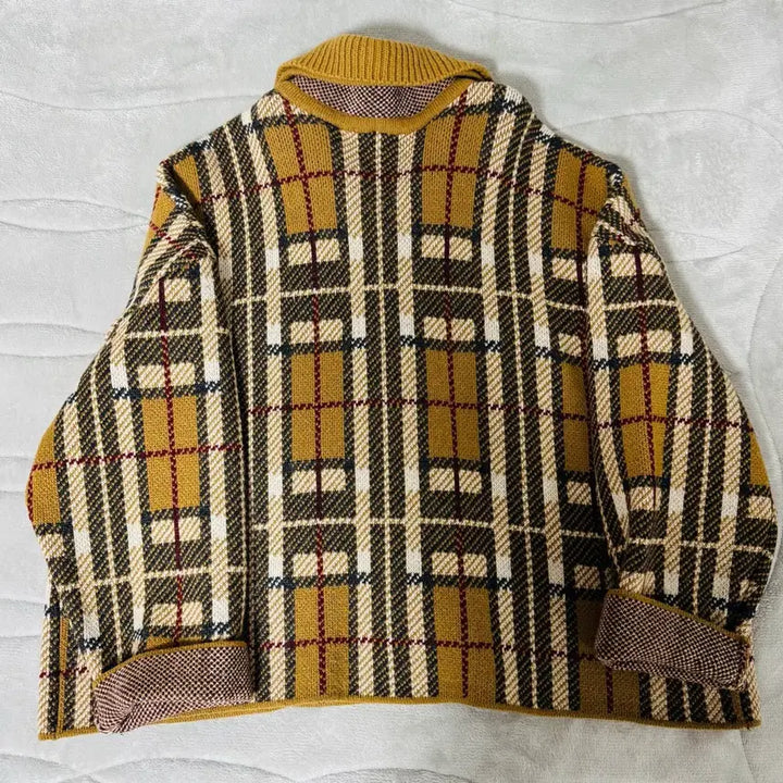 [SOLD OUT] 스튜디오 톰보이 체크 카라 가디건