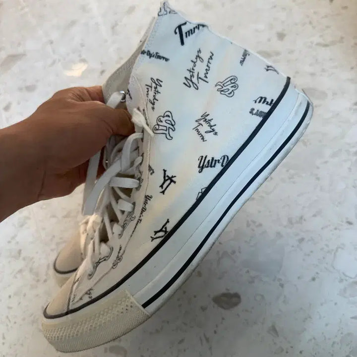 [BUNJANG] Yesterday Tomorrow Converse 270 Sneakers / 예스터데이투마로우 컨버스 270