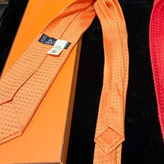 [SOLD OUT] [정품]에르메스 파코네H 넥타이 시그니처오렌지 오랑쥬비프 에르메스오렌지