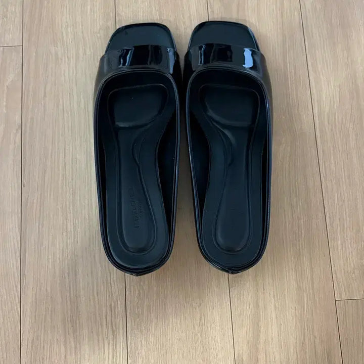 [BUNJANG] Fommel Camale Crude Mule (Worn Once) / 포멜카멜레 크루도뮬(1회착용)