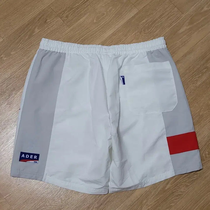 [SOLD OUT] 푸마 아더에러 반바지 화이트