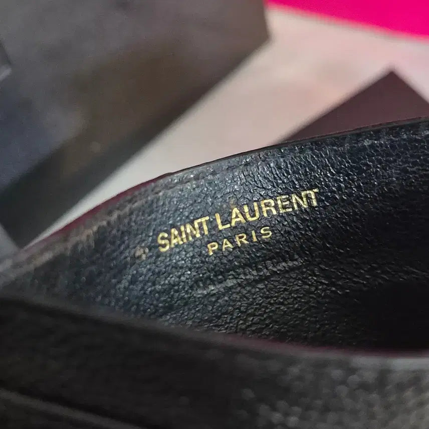 [BUNJANG] Saint Laurent Monogram Matelassé Quilted Card Wallet / [생로랑] 모노그램 마틀라세 퀼팅 카드지갑(풀구성)