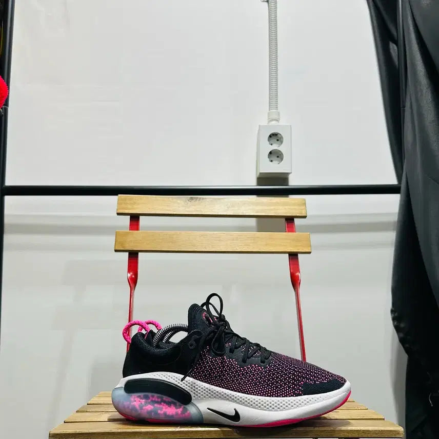 [SOLD OUT] 260) 나이키 운동화 남성 남자 런닝화 조이라이드 런