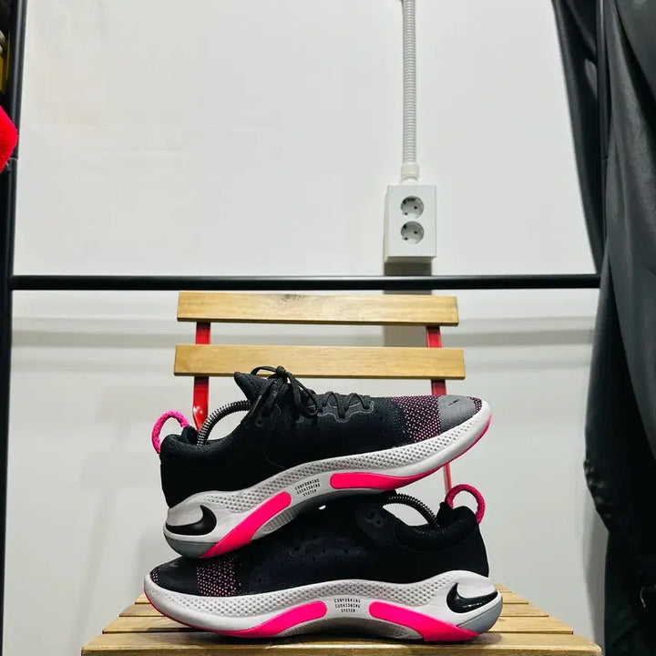 [SOLD OUT] 260) 나이키 운동화 남성 남자 런닝화 조이라이드 런