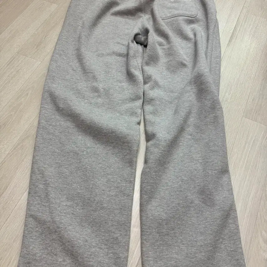 [SOLD OUT] 르꼬끄 기모 츄리닝 판매합니다!