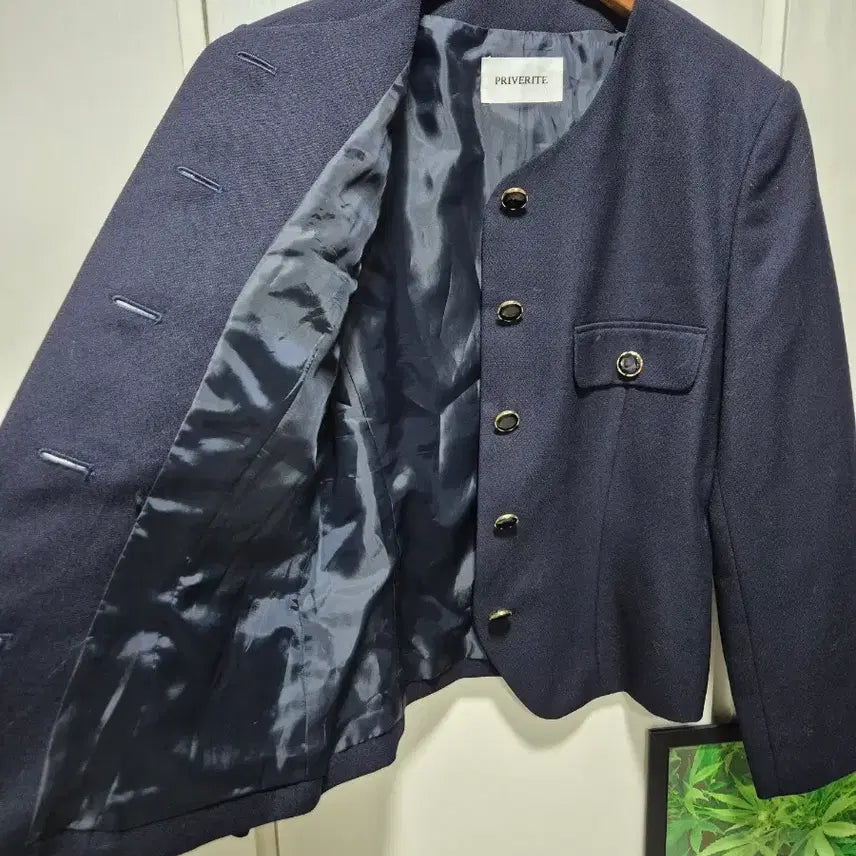 [BUNJANG] PRIVERITE Dark Navy Gold Button Jacket / (세일)JPN . PRIVERITE 다크네이비 금장 버튼 자켓