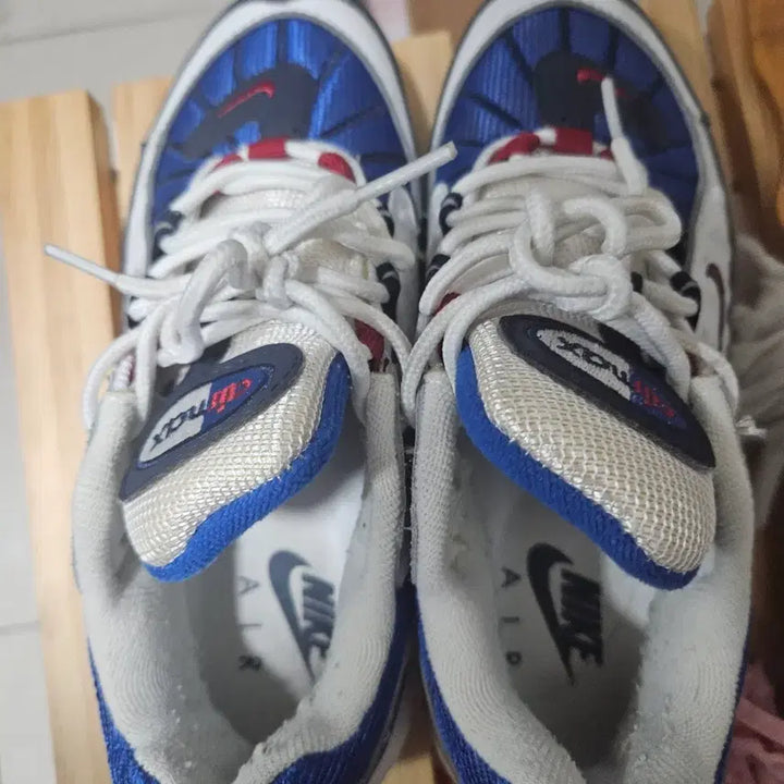 [BUNJANG] Nike Air Max 98 Gundam Blue/White Sneakers / 나이키 에어맥스 98 건담  파랑/흰색 운동화 건담