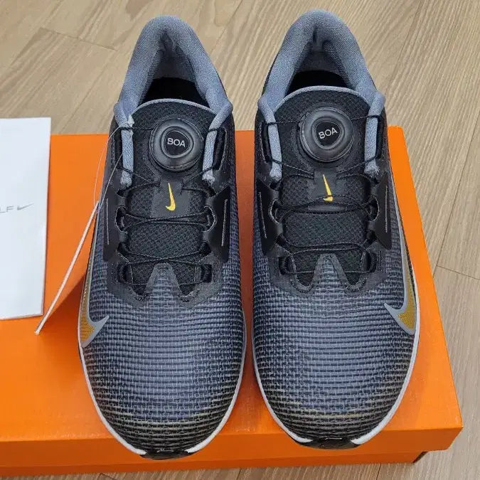 [BUNJANG] Nike Infinity Tour 2 BOA Golf Shoes / 새상품매장판) 나이키 골프화 인피니티 투어 2 보아 스파이크 245m
