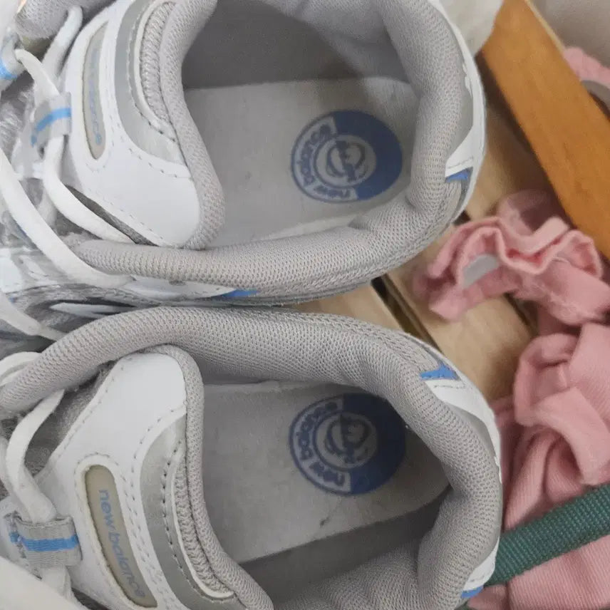 [BUNJANG] New Balance 452 White/Blue Sneakers / 뉴발란스 운동화 흰파