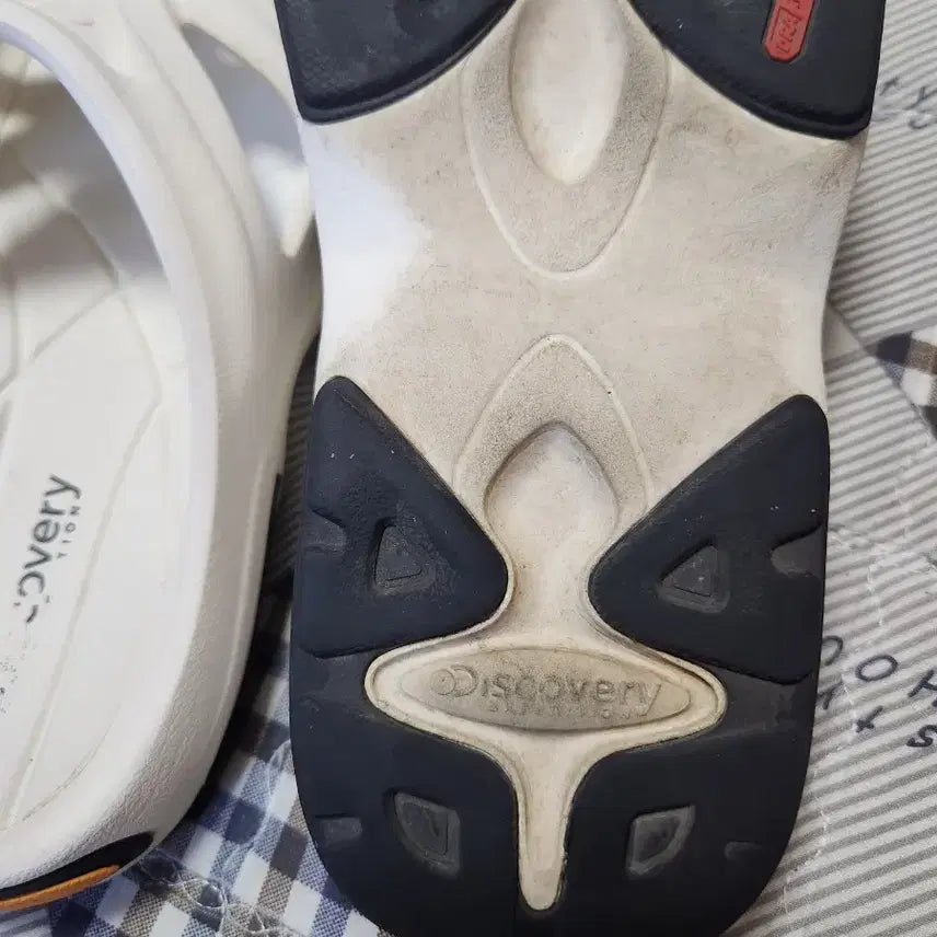 [BUNJANG] Discovery White Slippers (250mm) / 디스커버리 흰색 슬리퍼(250m)