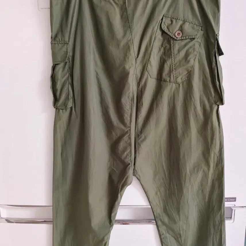 [SOLD OUT] 카키색 카고 배기  바지