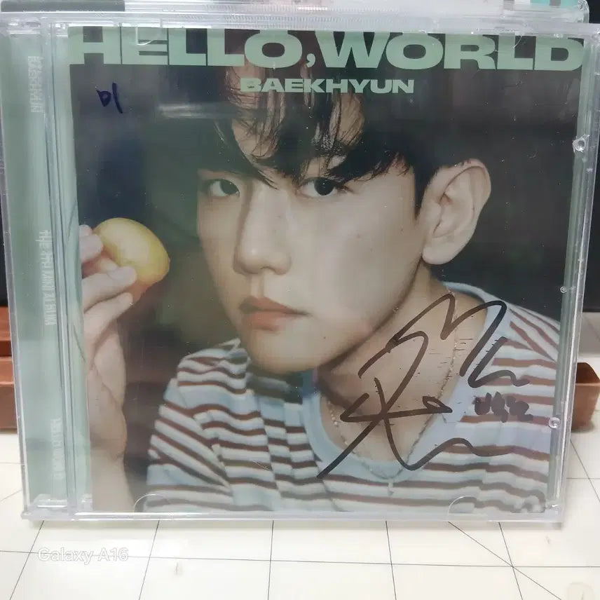 [BUNJANG] CD 백현 Hello, World / CD 백현 Hello, World