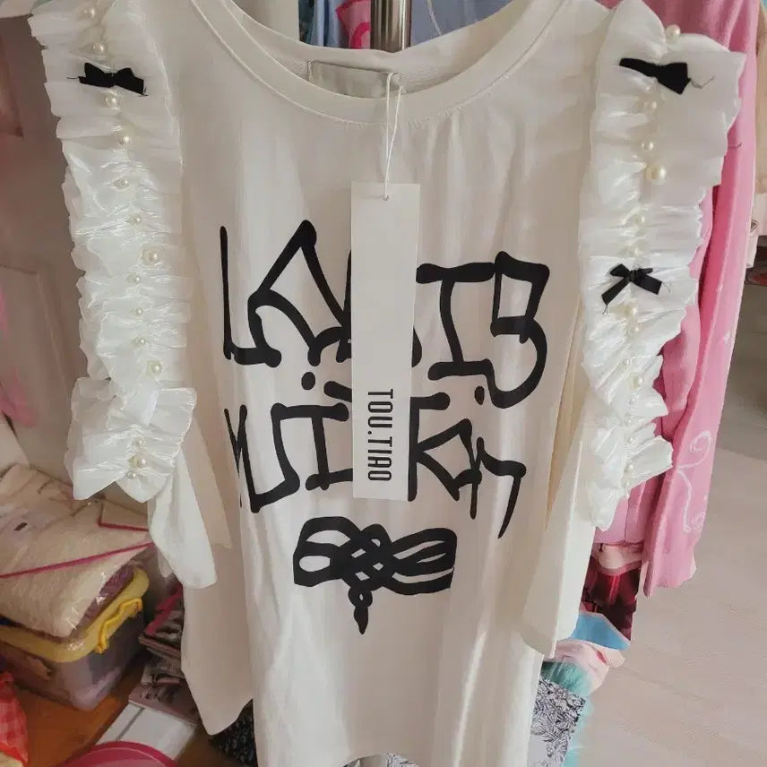 [BUNJANG] TOU.TIAO Frill Pearl White T-shirt / TOU.TIAO 프릴 진주 반팔 티셔츠