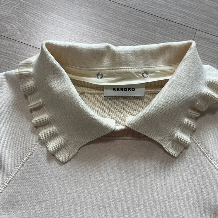 [SOLD OUT] 산드로 여성 아이보리 맨투맨