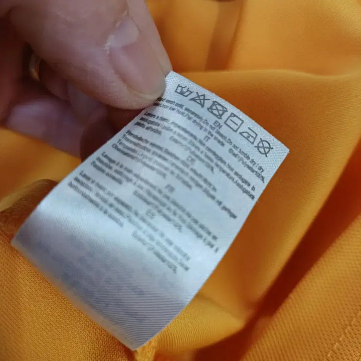 [BUNJANG] Orange Short-Sleeved T-shirt / 오렌지색 반팔 티셔츠95사이즈여름 64200