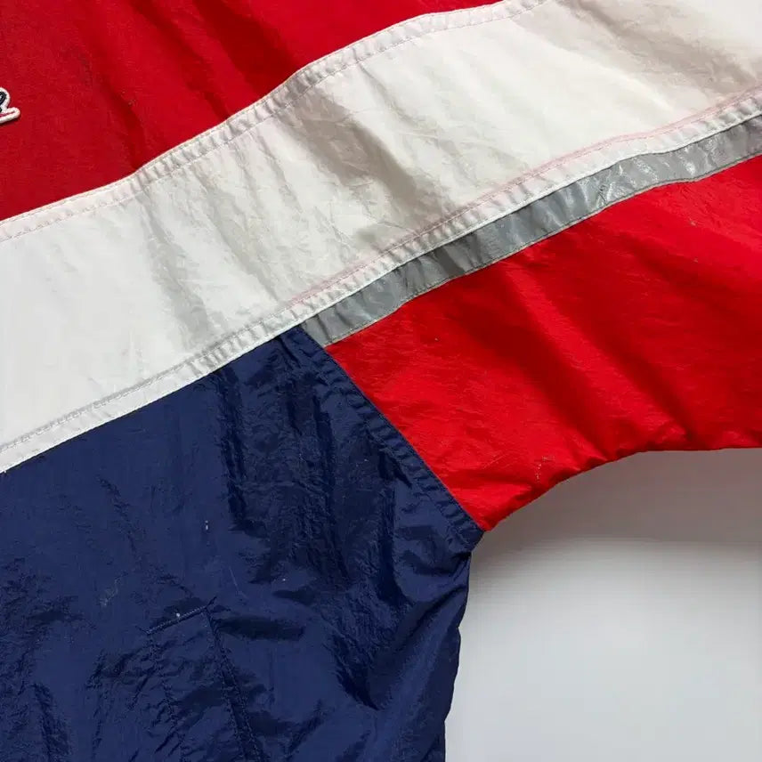 [SOLD OUT] 나이키 바람막이 XL 입니다.